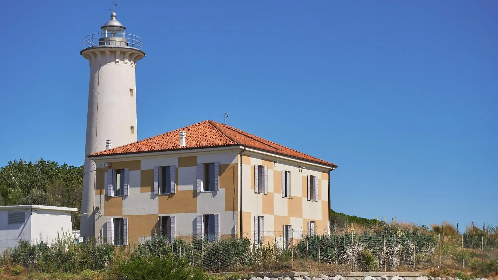 Modern 1 Bedroom Apartment With Balcony - Beahost Bibione