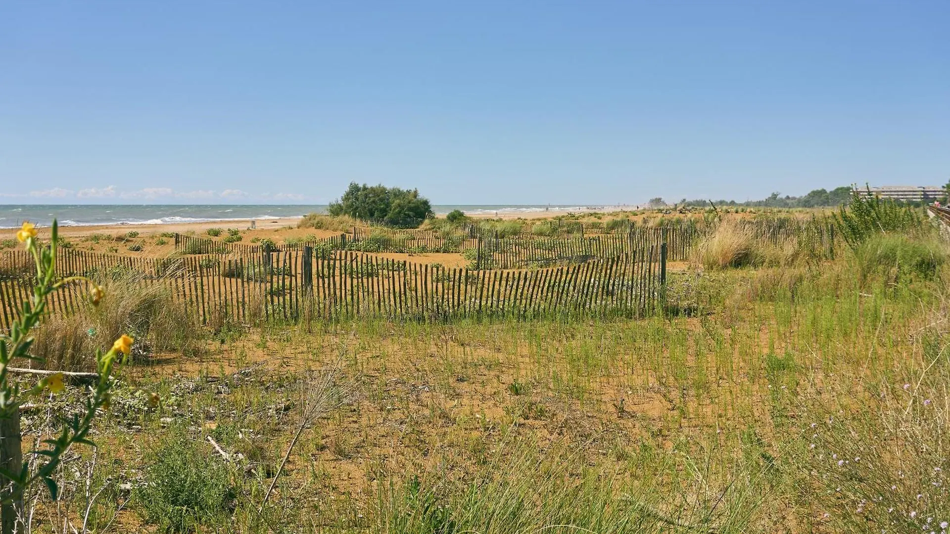Modern 1 Bedroom Apartment With Balcony - Beahost Bibione 0*,  Itálie